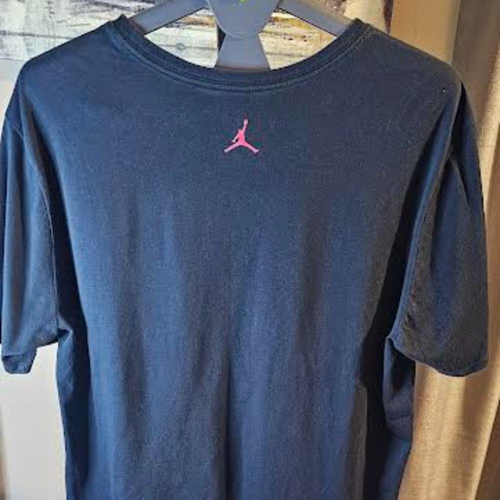 Nike Air Jordan TWO3 Black T-Shirt Athletic Running Basketball Mens XL - Picture 2 of 3
